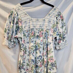 Vintage Chiha Dress Size Medium Pockets Floral Muumuu House Dress